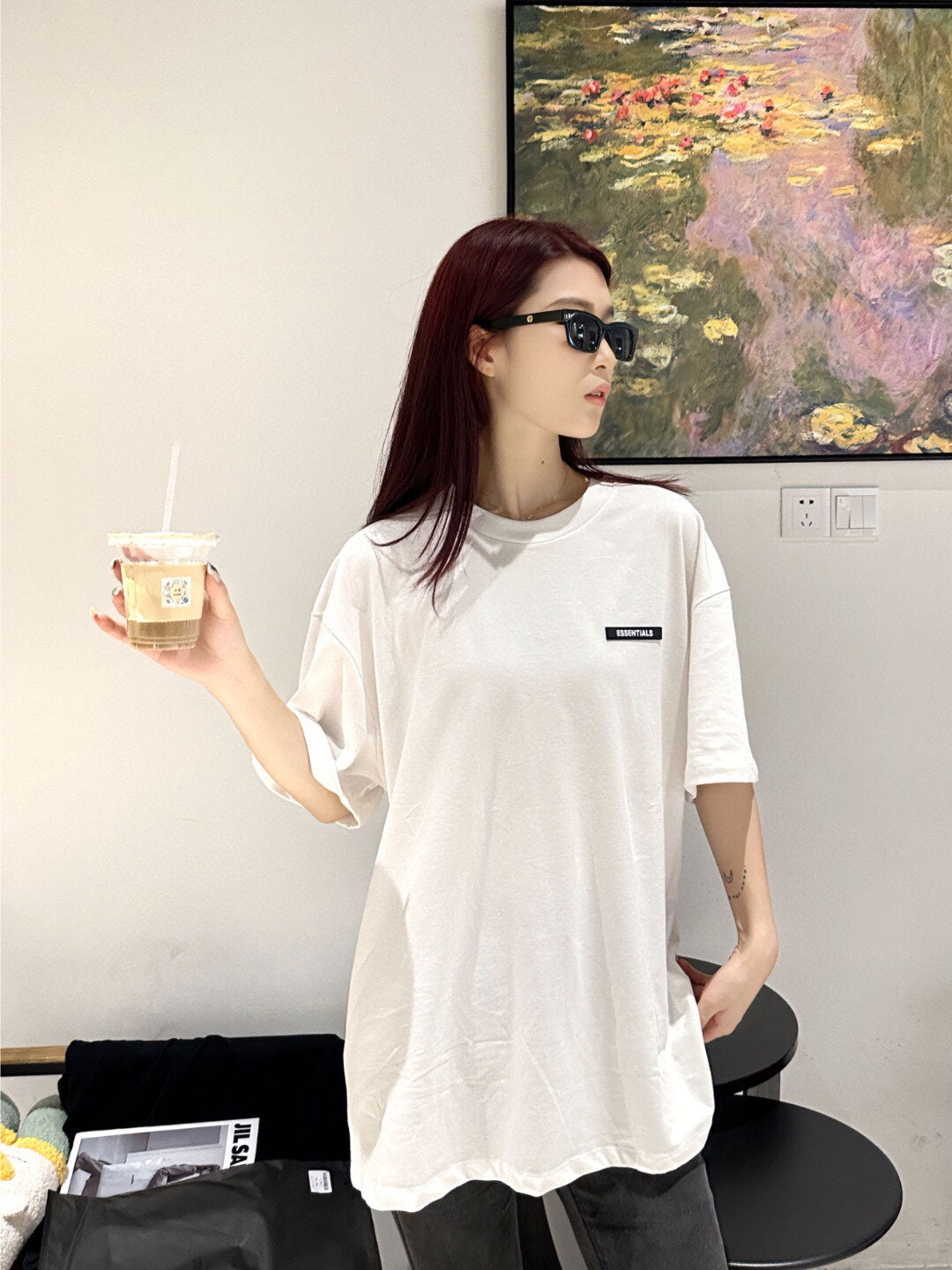 Minimalist Logo T-Shirt – White