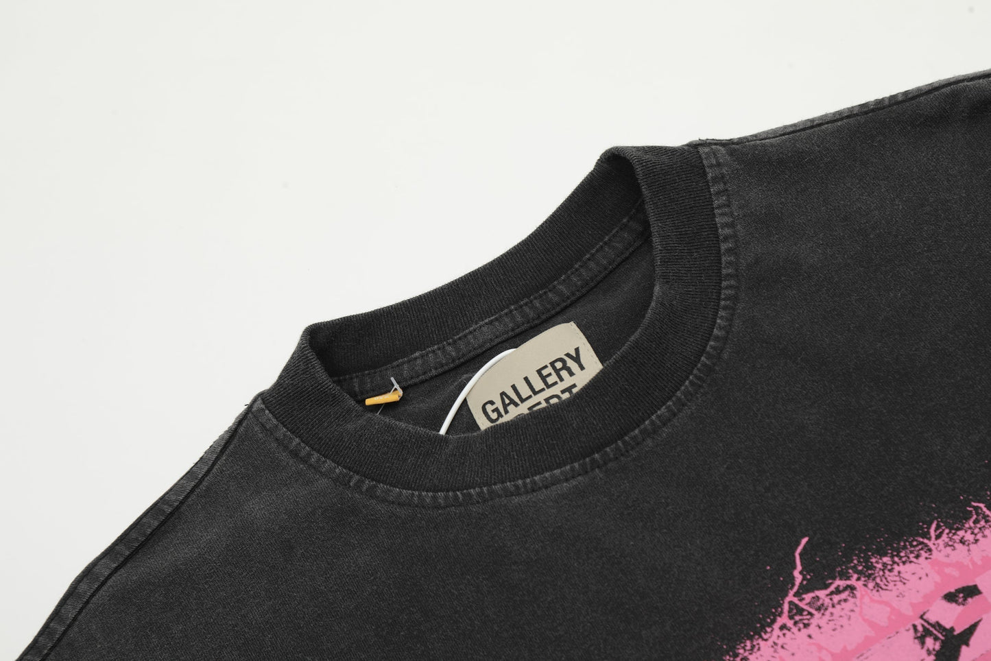 GALLERY DEPT The Black Key Hand-Painted Distressed T-Shirt