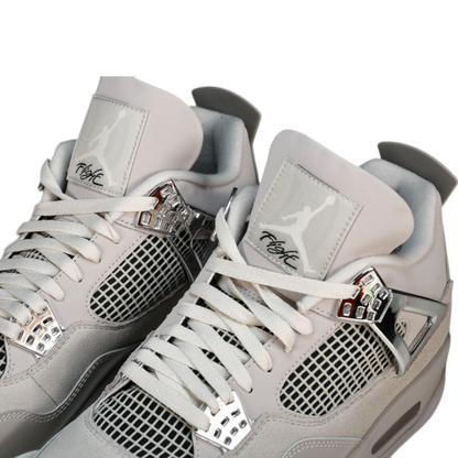 AJ4 Retro WMNS 'Frozen Moments'