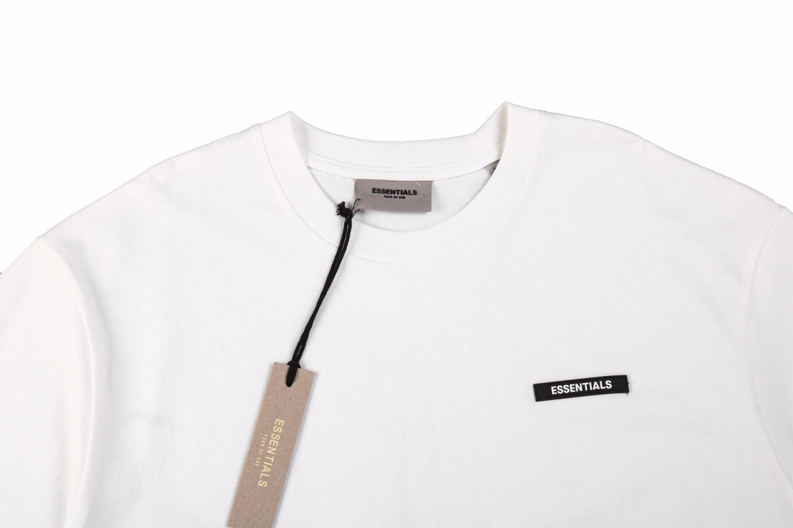 Minimalist Logo T-Shirt – White