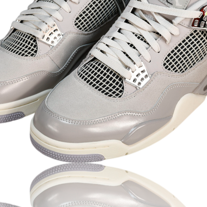 AJ4 Retro WMNS 'Frozen Moments'
