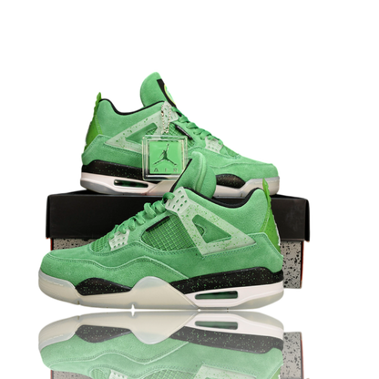 AJ4 Retro 'Wahlburgers'