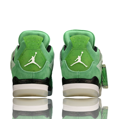 AJ4 Retro 'Wahlburgers'