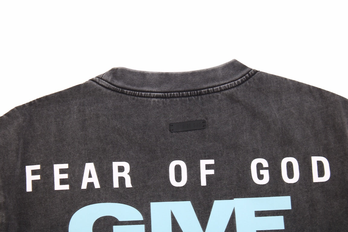 'Give It Up' Graphic Tee – Black