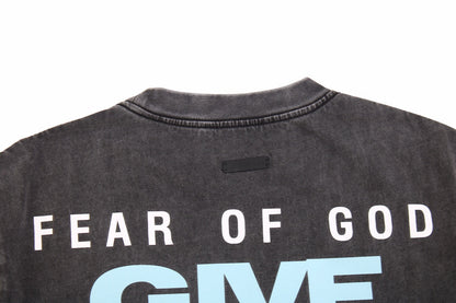 'Give It Up' Graphic Tee – Black