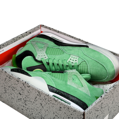 AJ4 Retro 'Wahlburgers'