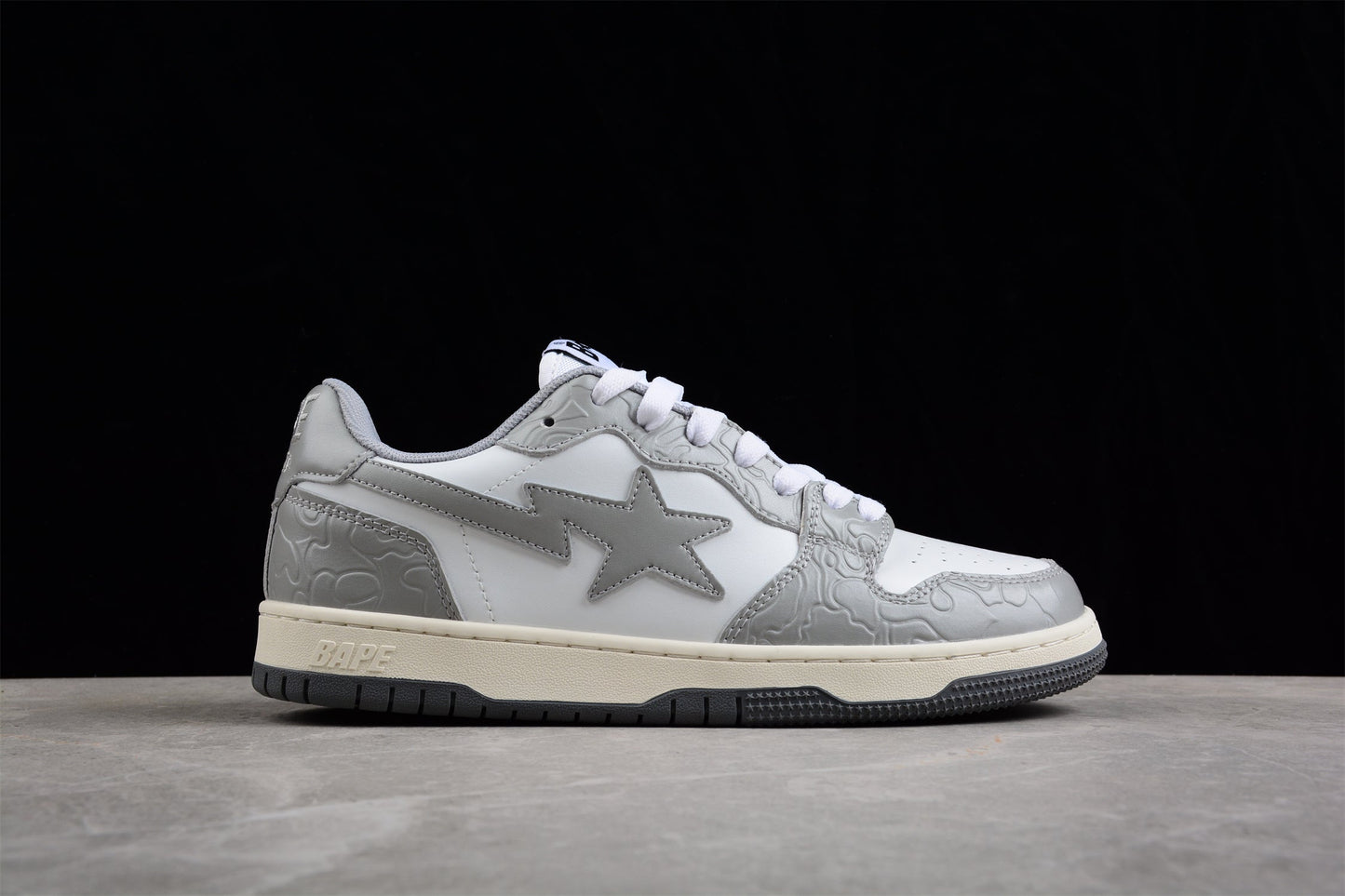 Star Logo Low-Top Sneaker – White and Grey