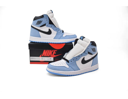 AIR JORDAN 1 High OG University Blue.