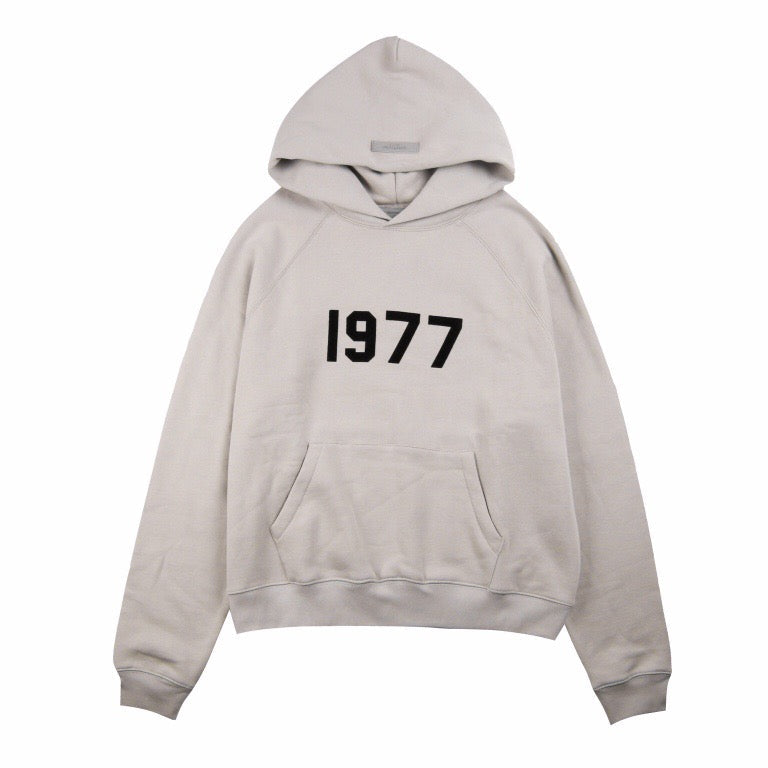 '1977' Heritage Graphic Hoodie – Stone Grey