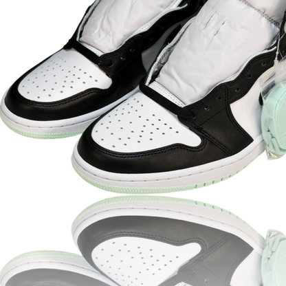 AJ1 Retro High 'Igloo'