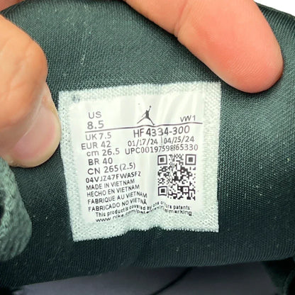 Nigel Sylvester x AJ4 Grandma's Driveway 'Fence Green'