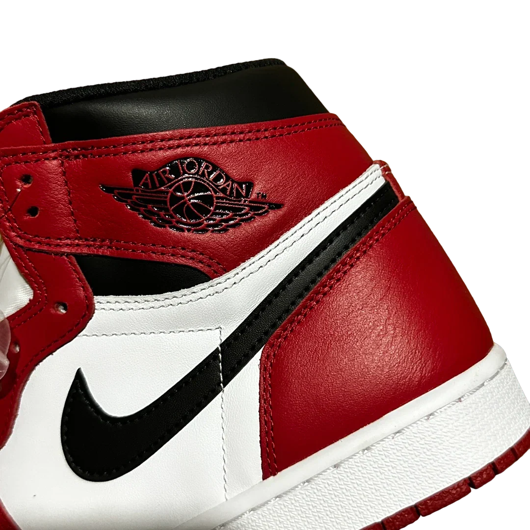 AJ1 Retro High 'Chicago'
