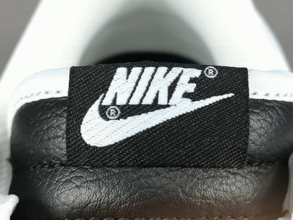 NIKE DUNK x REVERSE PANDA